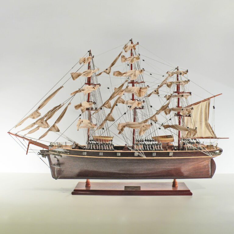 Un modelo de velero histórico hecho a mano de la Cutty Sark