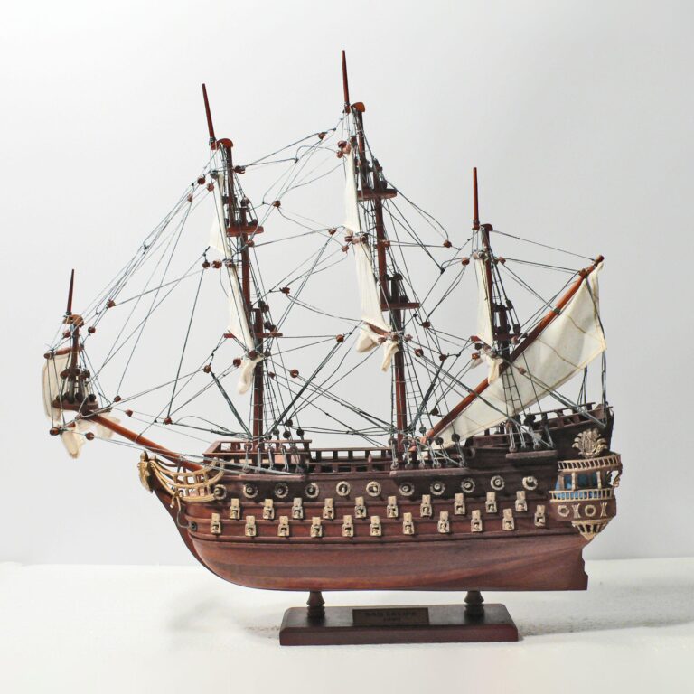 Modelo de barco hecho a mano de madera de la San Felipe (45cm)