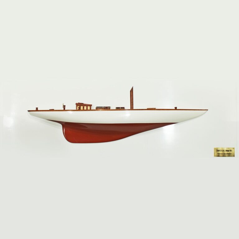 Modelo de barco de madera hecho a mano del Trébol (blanco, rojo, medio modelo)