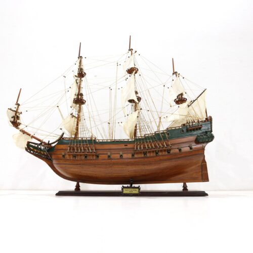 Un modelo de velero histórico hecho a mano de la Batavia